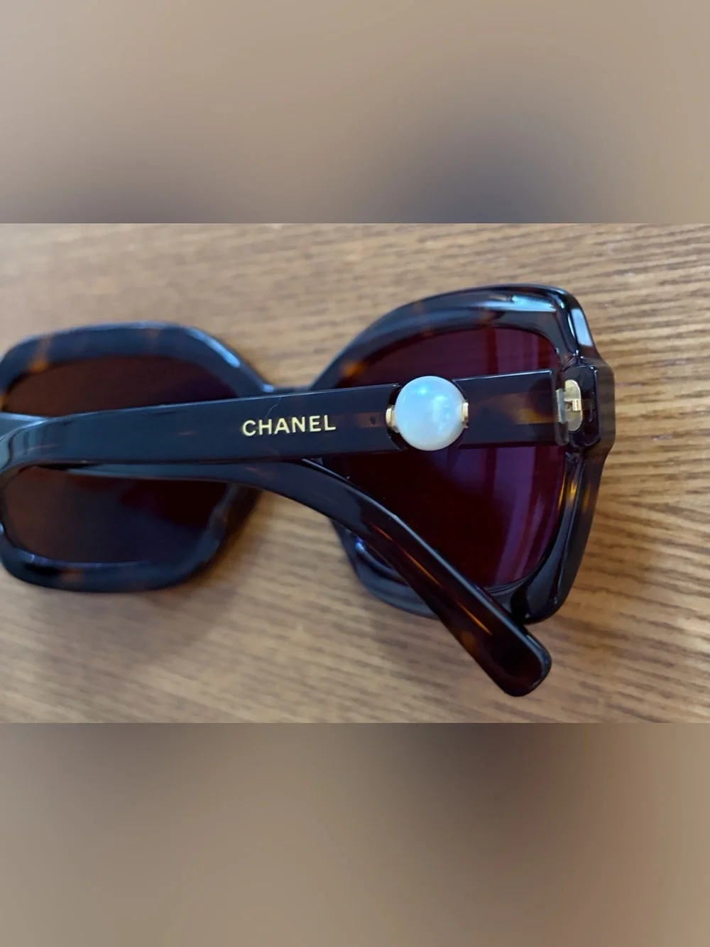 Chanel Sunglasses Tortoise Shell Frame Brown Pearl Collection 5132-H Sunglasses